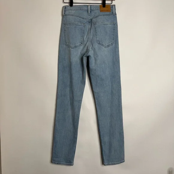 Aritzia Denim Forum THE YOKO HIGH RISE SLIM 30L Jean size 27 - Picture 7 of 12